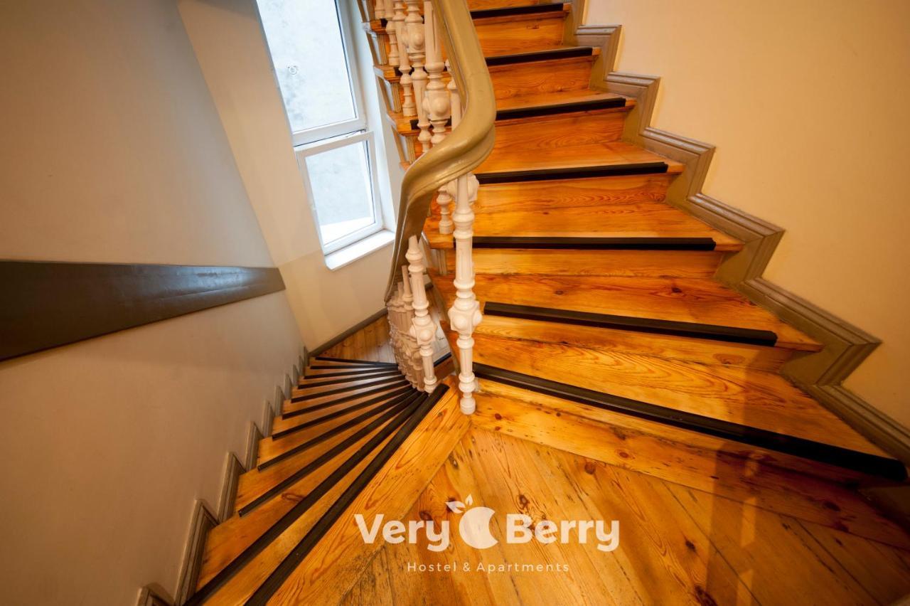 Very Berry - Garbary 27 - Apartament Z Balkonem, Old City, Check In 24H Apartman Poznań Kültér fotó