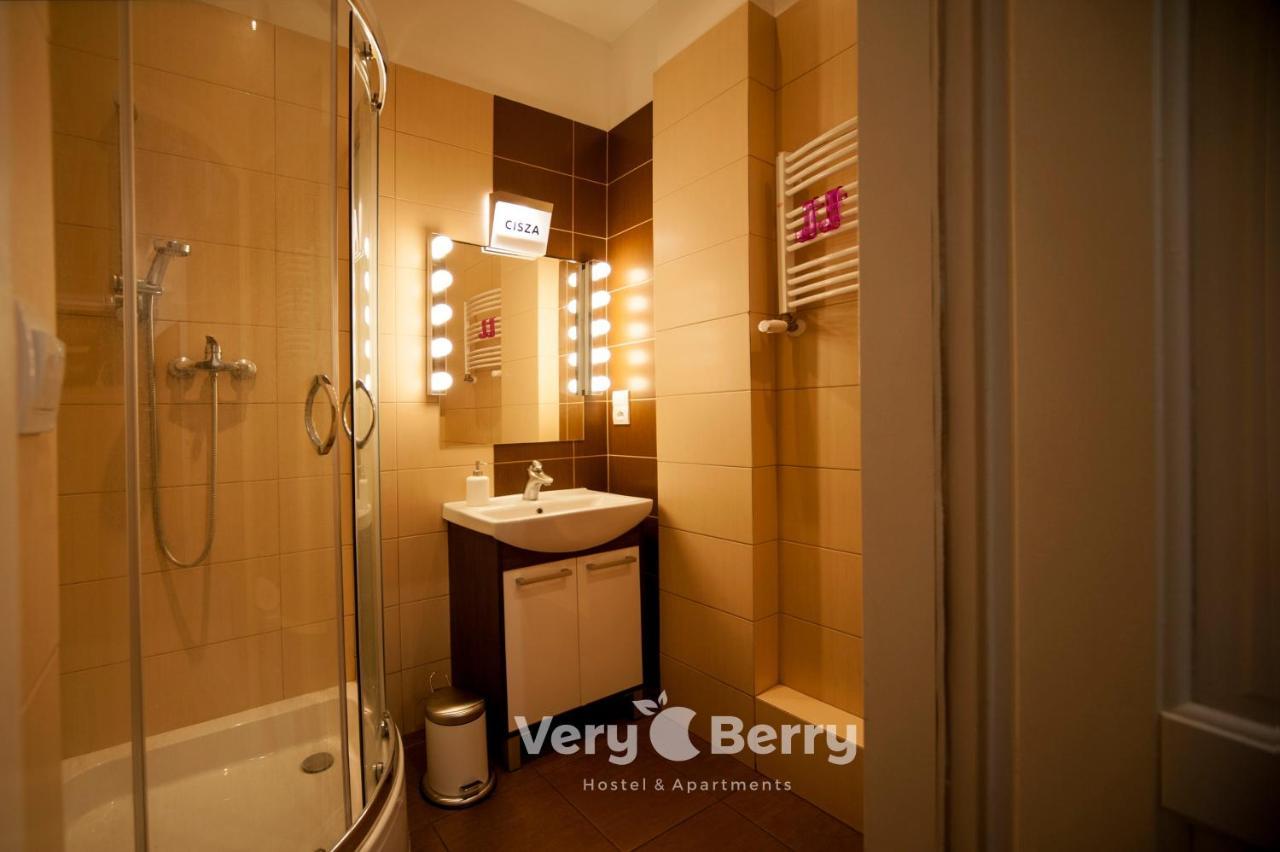 Very Berry - Garbary 27 - Apartament Z Balkonem, Old City, Check In 24H Apartman Poznań Kültér fotó
