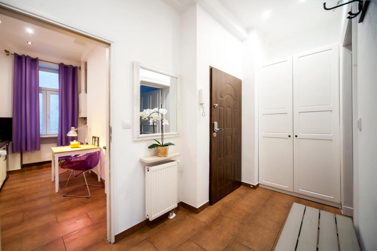 Very Berry - Garbary 27 - Apartament Z Balkonem, Old City, Check In 24H Apartman Poznań Kültér fotó